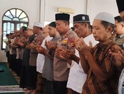 Polres Lhokseumawe Gelar Sholat Gaib untuk Driver Ojol Korban Rantis di Jakarta
