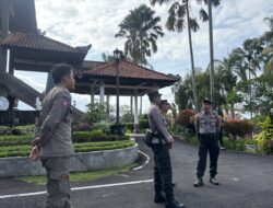 Pleton 2 Siaga Polres Klungkung Laksanakan Patroli dan Amankan Tradisi Banyu Pinaruh