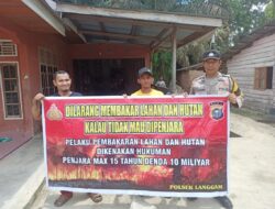 Sosialisasi Larangan Membakar Hutan kepada Warga Segati Pelalawan