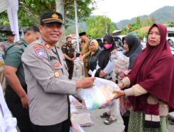 Kasat Binmas dan Forkopimda Hadiri Gerakan Pangan Murah, Ribuan Warga Nikmati Sembako Harga Terjangkau