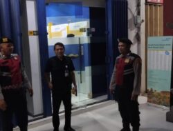 Polsek Klungkung Gelar Patroli Malam ke Kantor Perbankan, Imbau Tingkatkan Kewaspadaan