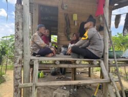 Sambangi Warga Palas, Bhabinkamtibmas Ajak Masyarakat Jaga Kamtibmas dan Cegah Karhutla