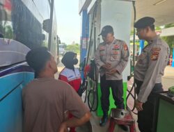 Polsek Pangkalan Kerinci Gelar Patroli Rutin di Mandiri Swalayan dan SPBU