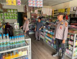Polisi Kuala Kampar Lakukan Patroli Rutin, Jaga Keamanan Pasar dan Pertokoan