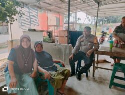 Bhabinkamtibmas Desa Angkasa Sambangi Warga, Ajak Jaga Kamtibmas dan Bijak Gunakan Medsos