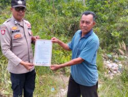 Polisi Sosialisasikan Larangan Pembakaran Lahan kepada Warga Desa Sotol Pelalawan