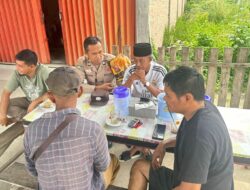 Bhabinkamtibmas Langgam Sambangi Tokoh Adat di Segati, Ajak Warga Bersama Jaga Kamtibmas