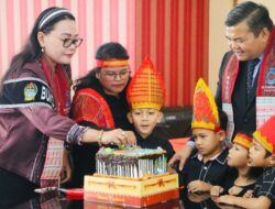 Bunda PAUD Taput Dorong Pendidikan Berkarakter Lewat Mars TK Pembina HKBP