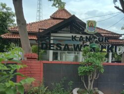 Pelayanan kantor desa Weru Kidul kabupaten cirebon tidak maksimal, perangkat desa mengabaikan jam kerja
