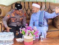 Kapolres Lhokseumawe Hadiri Maulid Nabi dan Haul Ke-5 Dayah Riyadhatul Qulub, Serahkan Donasi untuk Pembangunan Dayah