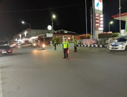 Hadir untuk Masyarakat, Sat Lantas Polres Aceh Tengah Atur Lalu Lintas di SPBU