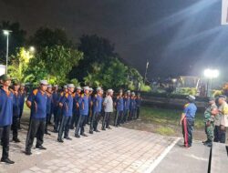 Babinsa Berikan Pelatihan PBB kepada Sat Linmas Desa Punggul, Pemerintah Desa Beri Dukungan Penuh