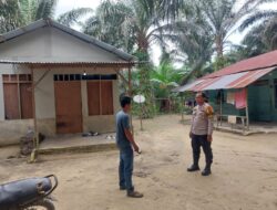 Bhabinkamtibmas Polsek Bunut Sambangi Warga, Ajak Jaga Kamtibmas dan Waspada Hoaks