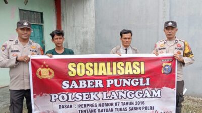Polisi Sosialisasi Saber Pungli di Segati Pelalawan, Warga Diimbau Tolak Calo