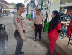 Patroli Polsek Pangkalan Kerinci Sambangi Swalayan dan SPBU, Situasi Terkendali