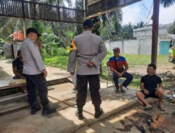 Tingkatkan Keamanan, Polsek Ukui Laksanakan Patroli dan Edukasi Kamtibmas kepada Warga