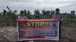 Cegah Karhutla, Polsek Pangkalan Kerinci Edukasi Warga Larangan Bakar Lahan