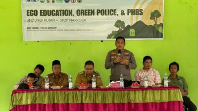 Polsek Teluk Meranti Edukasi Siswa Soal Lingkungan dan Bahaya Narkoba, Tanam Bibit Pohon di SMPN 1