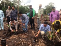 Forkopimda Pelalawan Hadiri Pacu Sampan Tasik River di Mak Teduh