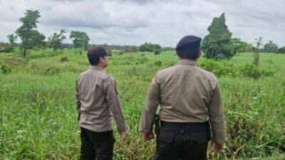Patroli dan Sosialisasi, Polsek Pangkalan Kerinci Cegah Karhutla di Wilayahnya