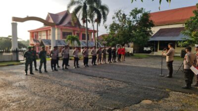 Polsek Pangkalan Kuras Gelar Apel Gabungan Jelang Pengamanan Natal 2025