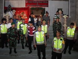 Jamin Keamanan Ibadah Natal, Wakapolres Karangasem Turun Langsung Pantau Gereja-Gereja di Karangasem