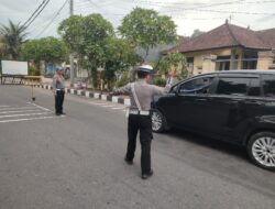 Sat Lantas Polres Karangasem Amankan Jalur Car Free Day, di Jalan Veteran
