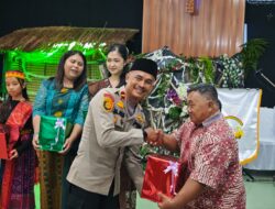 Natal Aman di Kerumutan, Polisi Dampingi Ibadah Jemaat GPIB