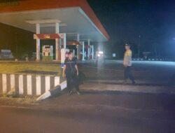 Rutinitas Personel Polsek Bebandem Gelar Patroli Blue Light, Untuk Menekan Potensi Gangguan Kamtibmas