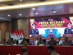 Kapolda Sumsel Sampaikan Press Release Akhir Tahun 2025 di Ruang Auditorium Lantai 7 Mapolda Sumsel