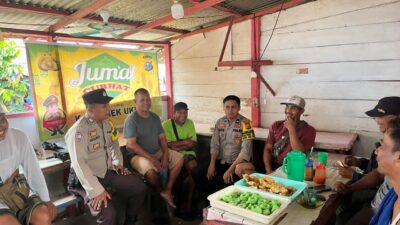 Jum’at Curhat Polsek Ukui, Polri Ajak Warga Jaga Keamanan dan Lingkungan