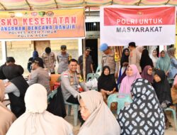 Layanan Kesehatan Polres Aceh Timur Kepada Warga Peureulak Barat Pascabanjir