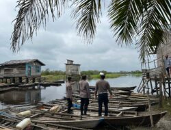 Antisipasi Banjir, Polsek Pangkalan Kuras Patroli Bantaran Sungai Napuh