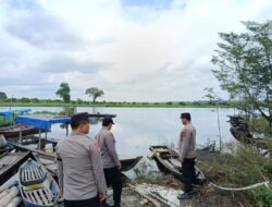 Antisipasi Banjir, Polsek Pangkalan Kuras Patroli Bantaran Sungai Manau