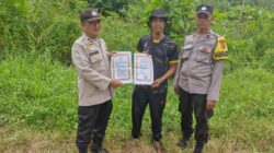 Polisi dan Warga Bersama Cegah Karhutla di Kuala Kampar