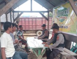 Perkuat Sinergi dengan Masyarakat, Polsek Ukui Gelar Kegiatan Jum’at Curhat