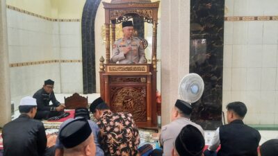 Polsek Tamalate Bangun Sinergi Lewat Safari Jumat, Kapolsek Serukan Siskamling hingga Tolak Hoaks