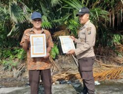 Antisipasi Karhutla, Polsek Kuala Kampar Turun Langsung Edukasi Warga Soal Larangan Bakar Lahan