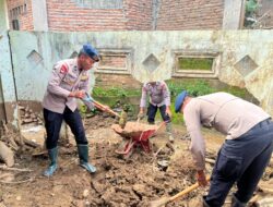 Polres Aceh Tengah dan Brimob Lanjutkan Gotong Royong Pulihkan Fasilitas Umum, Polindes, dan Sarana Air Bersih