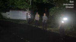 Pastikan Desa Jungutan Aman Kondusif di Malam Hari, Polsek Bebandem Gelar Blue Light Patrol