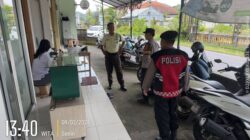 Jaga Kondusifitas Keamanan Wilayah Hukumnya, Polsek Selat Gelar Patroli  