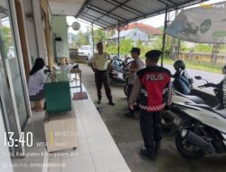 Jaga Kondusifitas Keamanan Wilayah Hukumnya, Polsek Selat Gelar Patroli  