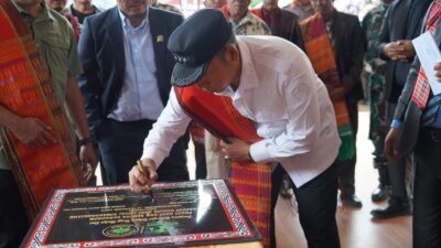 Resmikan Pusat Adat Simardangiang, Bupati Taput Gas Hilirisasi Kemenyan dan Kebangkitan Ekonomi Adat