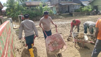 Jelang Ramadhan, Polres Aceh Tengah dan BKO Polda Aceh Kejar Pemulihan Fasilitas Ibadah dan Rumah Terdampak
