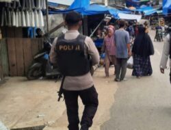 Patroli Pasar, Polisi Pastikan Aktivitas Jual Beli Aman dan Kondusif