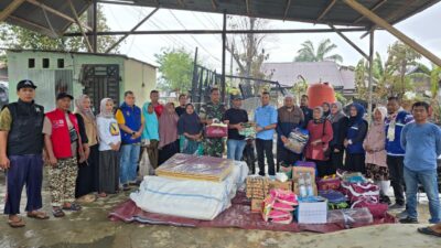 Penyaluran bantuan masa panik Pemko Langsa kepada Korban Kebakaran di Gampong Blang