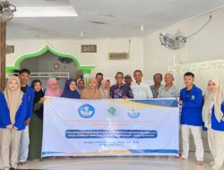 Aksi Nyata Kemanusiaan: Dosen Unsam Dan Mahasiswa Gotong Royong Perbaiki Sarana Ibadah Di Aceh Tamiang