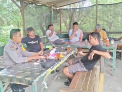 Polisi Lakukan Silaturahmi dan Sosialisasi Karhutla di Desa Binaan