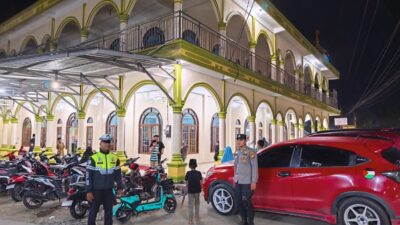 Polisi Amankan Shalat Tarawih di Dua Masjid Sorek Satu Pelalawan