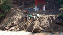 TNI Kebut Pembangunan Jembatan Gantung Burni Bius, Progres Tembus 51 Persen